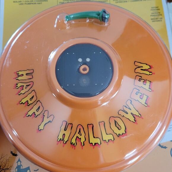 NWT Halloween Solar 7 Color Changing LED Pumpkin Jack-o-lantern Hat - Picture 2 of 10